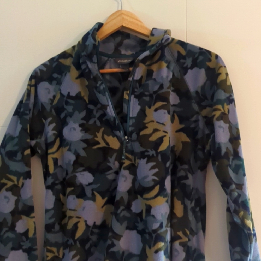 Eddie Bauer pullover fleece sweatshirt